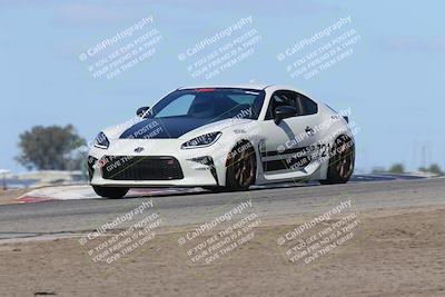 media/Oct-04-2025-OnGrid (Sat) [[44bd565ffa]]/Blue Group/Grapevine/